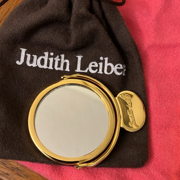 JUDITH LEIBER EXTREMELY RARE ICONIC EVENING BAG , COMPACT, COIN PURSE , MIRROR, - Picture 6 of 13